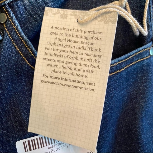 NWT Grace & Lace Jeans button fly flare denim jeans - Picture 13 of 16